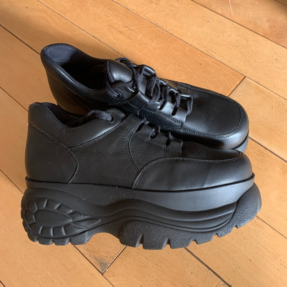 L'INTERVALLE Black Platform Shoes (leather)